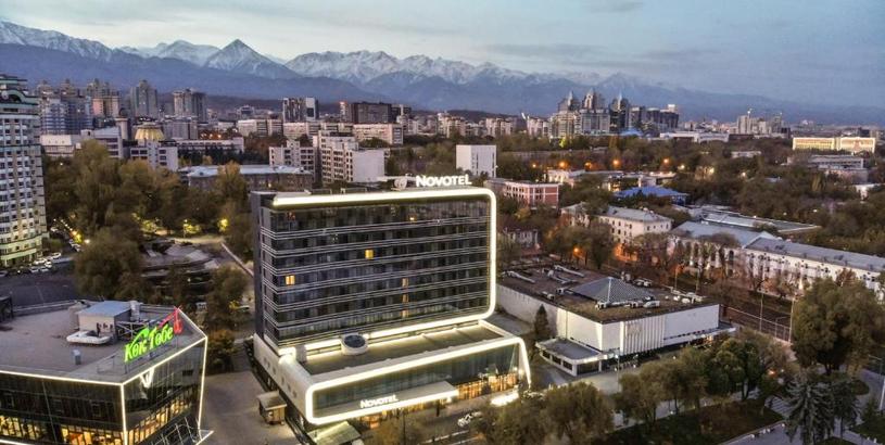 Отель Novotel Almaty City Center