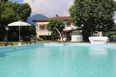 Апартаменты Apartment in Capezzano Pianore with pool