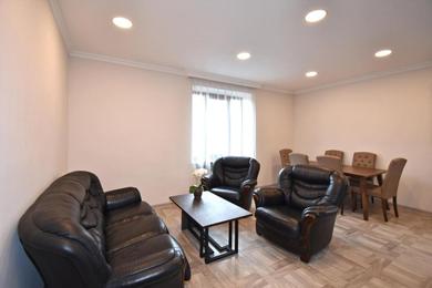 2 bedroom apartment, quiet and spacious