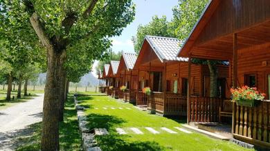 Guest house Aiguestortes Camping Resort