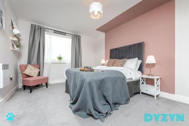 Apartments The Suite Life - DYZYN Living - Pet Friendly - Gym, Pool & Parking - B2B Stays