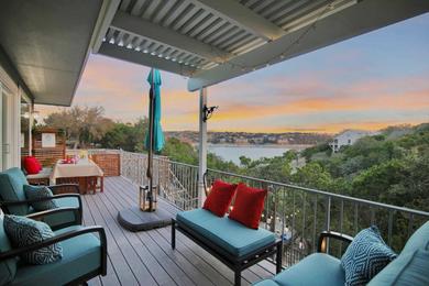 Holiday home Luxe Lake House Retreat with Lake Travis View