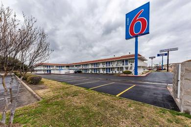 Hotel Motel 6-North Richland Hills, TX