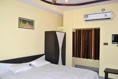 Hotel New Mukherjee Lodge