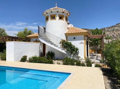 Villa Casa Mediterráneo near the coast