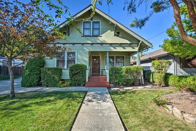 Unique and Historic 1920s Craftsman Less Than 1 Mi to Dtwn!