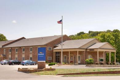 Hotel Baymont by Wyndham Kansas City KU Medical Center