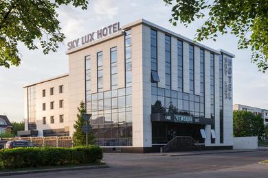 Отель Sky Lux Hotel & Spa
