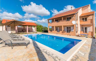 Holiday home Stunning Home In Biograd Na Moru With 5 Bedrooms, Wifi And Private Swimming Pool