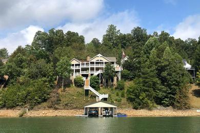 Дом отдыха Luxe Lakefront Home on Norris Lake with Boat Slip!