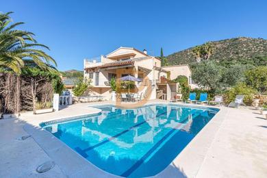 Villa Villa Mestral - Villa con piscina en Els Olivars con preciosas vistas