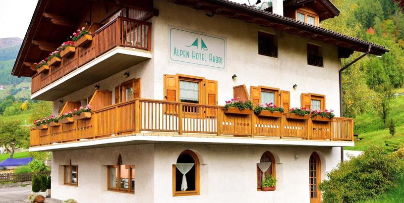 Hotel Alpen Hotel Rabbi