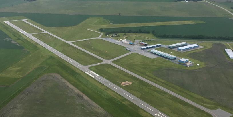 Riverside Municipal Airport (RAL), Риверсайд, Соединенные Штаты