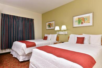 Отель Americas Best Value Inn & Suites-Winnie