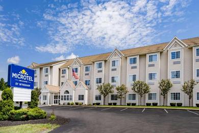 Отель Microtel Inn & Suites by Wyndham Johnstown