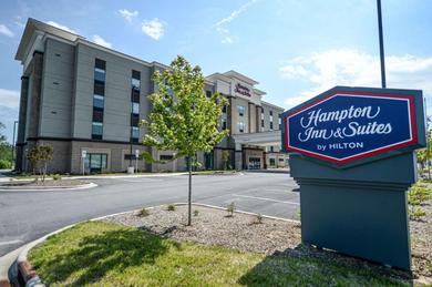 Отель Hampton Inn & Suites Lenoir, NC