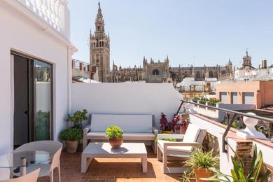 Апартаменты Puerta Catedral Holiday Suites