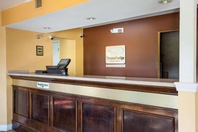 Hotel Econo Lodge Inn & Suites I-65