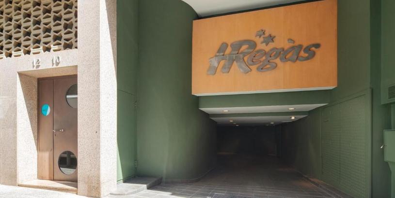 Отель для свиданий H Regas Adults Only