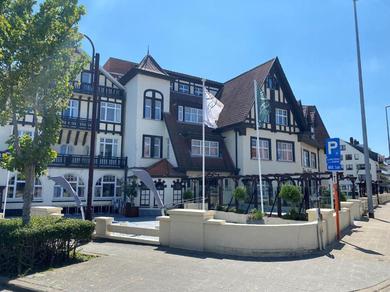 Отель Vakantiecentrum Zeelinde