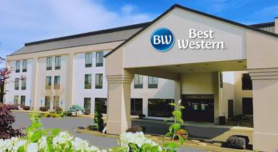 Hotel SureStay Plus Hotel by Best Western Erie Presque Isle