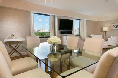 Holiday home Luxurious Central Park South Two Bedroom Apartment by Lauren Berger Collection