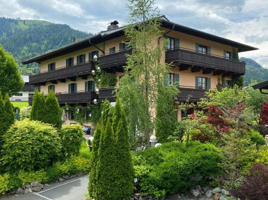 Отель Hotel Edelweiss Kitzbühel