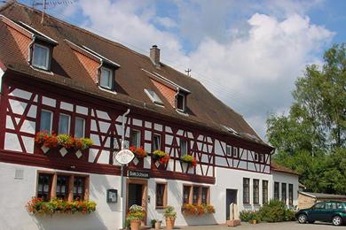 Гостевой дом Landgasthof & Hotel "Zum Schwan" GmbH