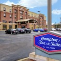 Отель Hampton Inn & Suites Detroit-Canton