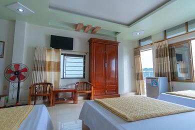 Отель Phong Lan Hotel