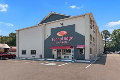 Отель Econo Lodge Inn & Suites I-64 & US 13