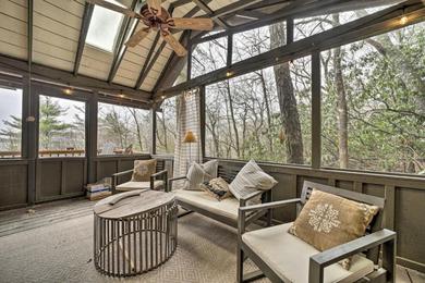 Holiday home Chic Cashiers Cabin Mountain View, Screened Porch