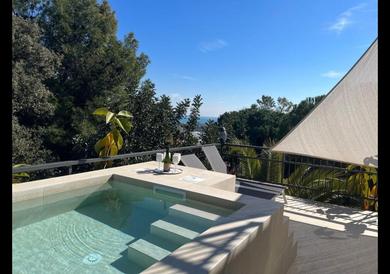 Villa Vila Burriac ,Sunny, Spacious , Private Pool