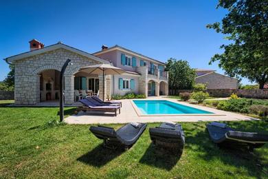 Villa Villa Krmed with private pool