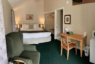 Отель Sierra Mountain Inn