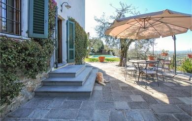 Holiday home Amazing home in Borgo Buggiano with Outdoor swimming pool, WiFi and 3 Bedrooms