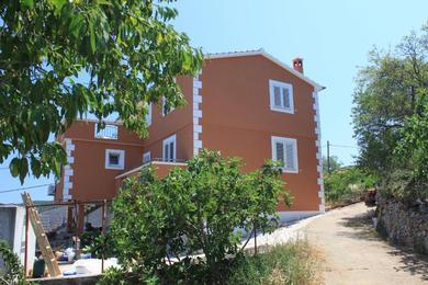 Apartments Apartments with a parking space Zman, Dugi otok - 8133