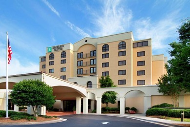 Hotel Embassy Suites by Hilton Greensboro Airport