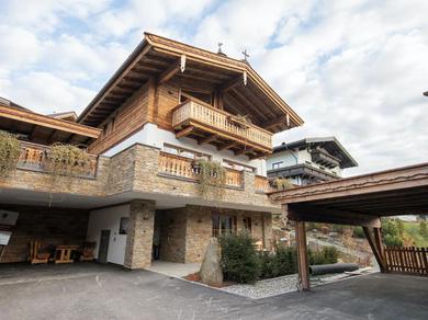 Шале Luxury chalet with four bathrooms, close to a lift