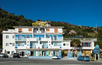 Hotel Hotel La Carruba