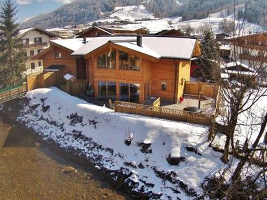Шале VIntage Chalet with Sauna and Jacuzzi in Kaprun