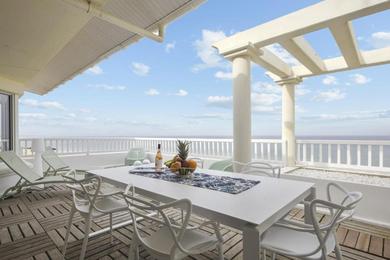 Apartments Charming 4 stars flat w terrace & incredible seaview in Capbreton - Welkeys