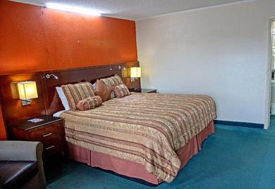 Motel America's Best Inn and Suites Emporia