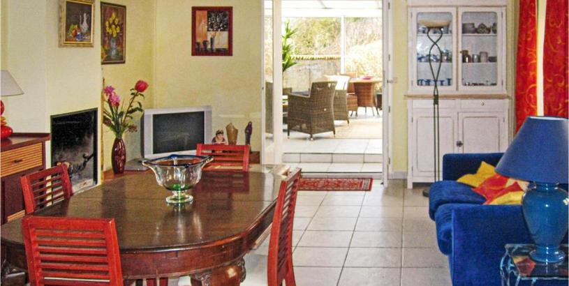 Holiday home Stunning Home In Beurlay With 2 Bedrooms, Wifi And Outdoor Swimming Pool