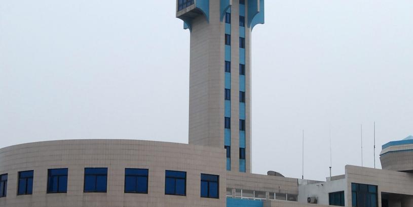 Liuzhou Bailian Airport / Bailian Air Base (LZH), Liuzhou (Liujiang), China