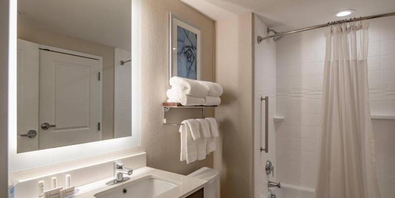 Отель TownePlace Suites by Marriott Dallas Mesquite