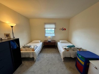 Hotel Cozy Room in Fort Lee