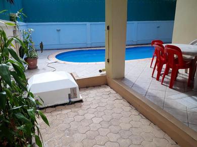 Вилла 3 bedrooms villa with private pool enclosed garden and wifi at Pereybere