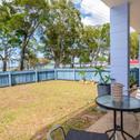 Дом отдыха Charm and Comfort in this Ground floor unit with water views! Welsby Pde, Bongaree