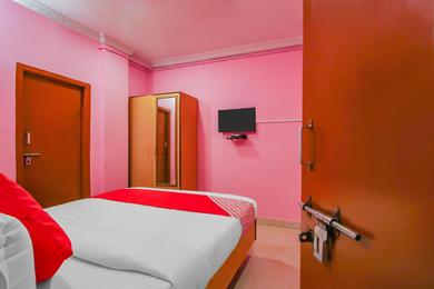 Hotel OYO 18510 Hotel Sri Venkateshwara